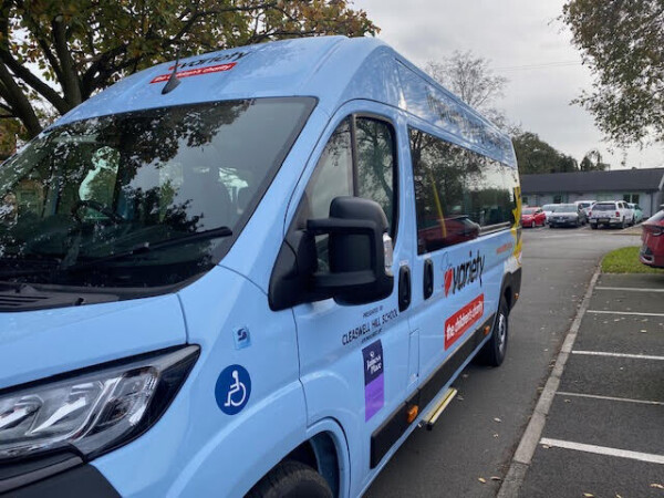 Minibus Image